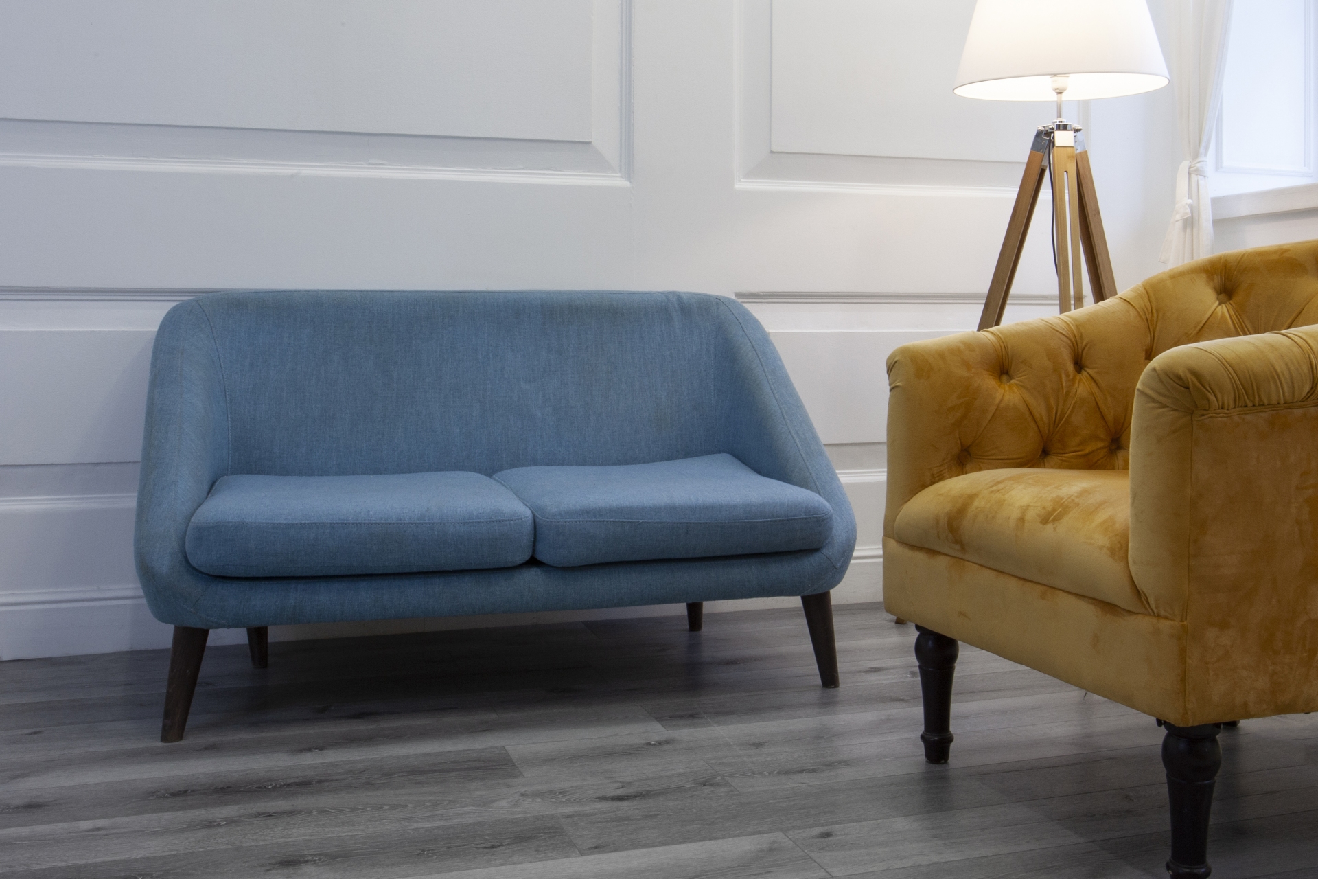 Усовершенствованная кварц-виниловая плитка «Damy Floor» Дуб Сильвер (1227*187*2,5 мм) — купить в Урае