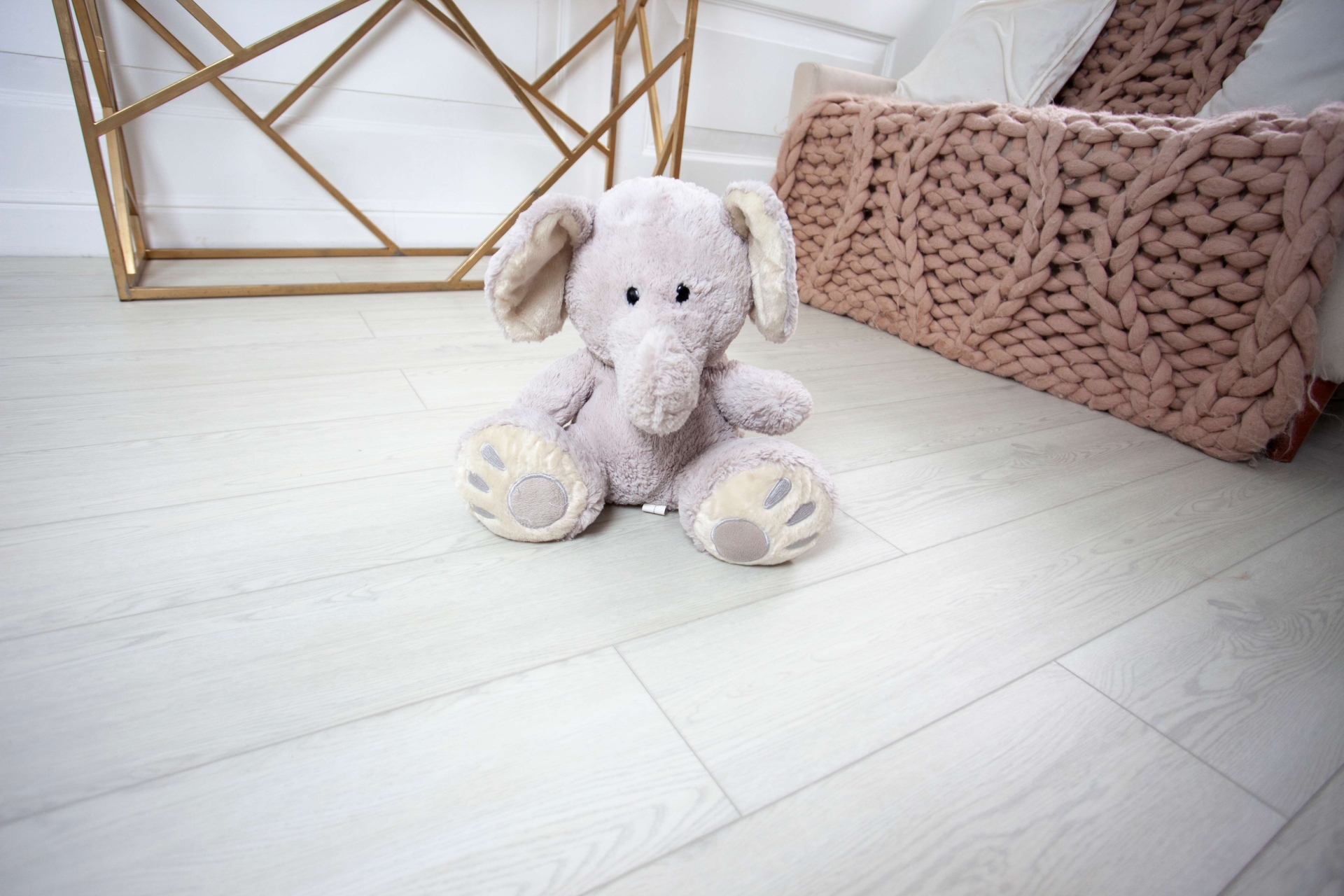 Усовершенствованная кварц-виниловая плитка «Damy Floor» Дуб Светлый (1227*187*2,5 мм) — купить в Урае