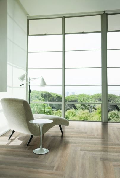 Кварцвиниловая плитка "LG" Орешник классический (1200*180*2 мм) — купить в Урае