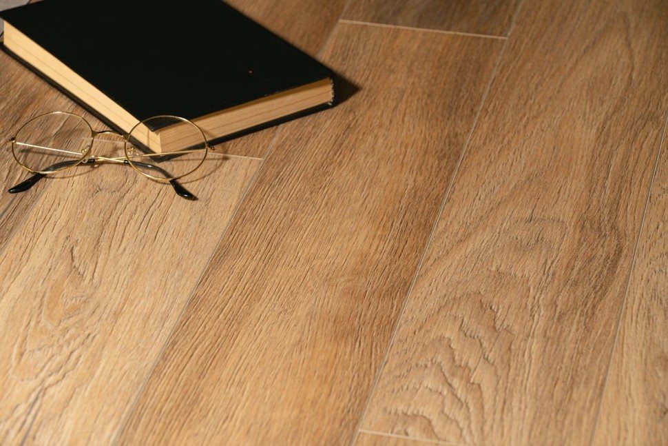 Виниловый ламинат "Bonkeel" Style Дуб Бонди (1200*125*4 мм) — купить в Урае