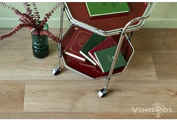 Кварц-винил Дуб Портофино (1219,6*228,6*2 мм) — фото и характеристики